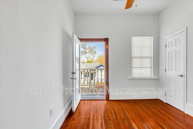 Beautiful 4 bedroom home downtown property image