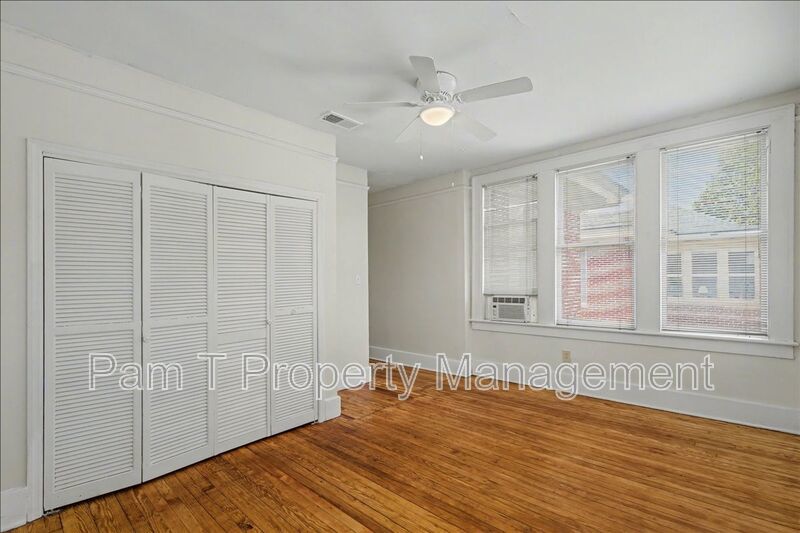 Upstairs Large 3 bedroom apartment in Ardsley Park property image