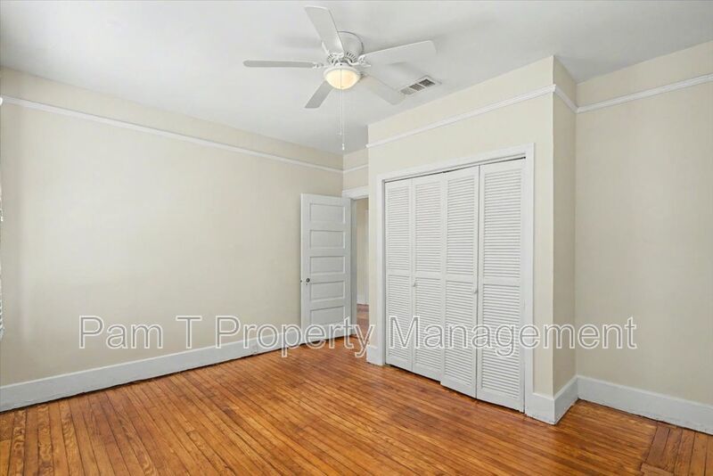 Upstairs Large 3 bedroom apartment in Ardsley Park property image