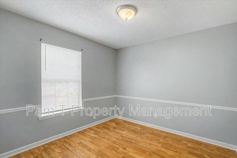 2 bedroom townhome in Georgetown property image