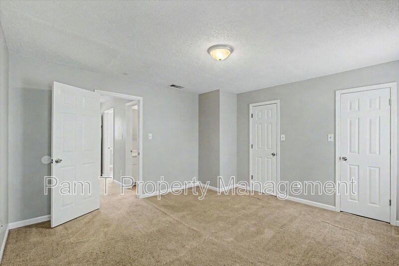 2 bedroom townhome in Georgetown property image