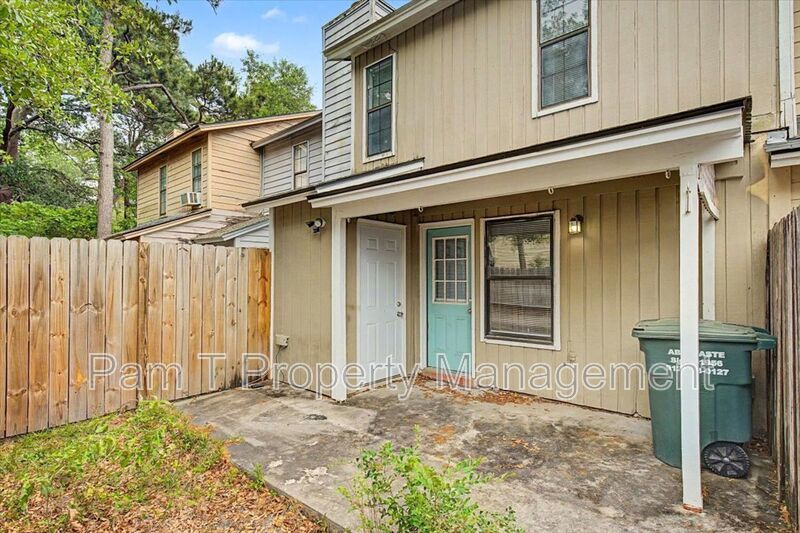 2 bedroom townhome in Georgetown property image