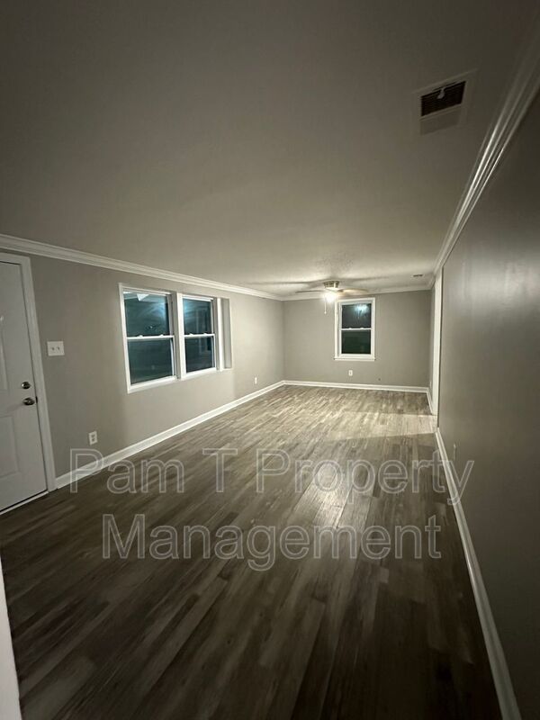 3 Bedroom Single Family Home property image