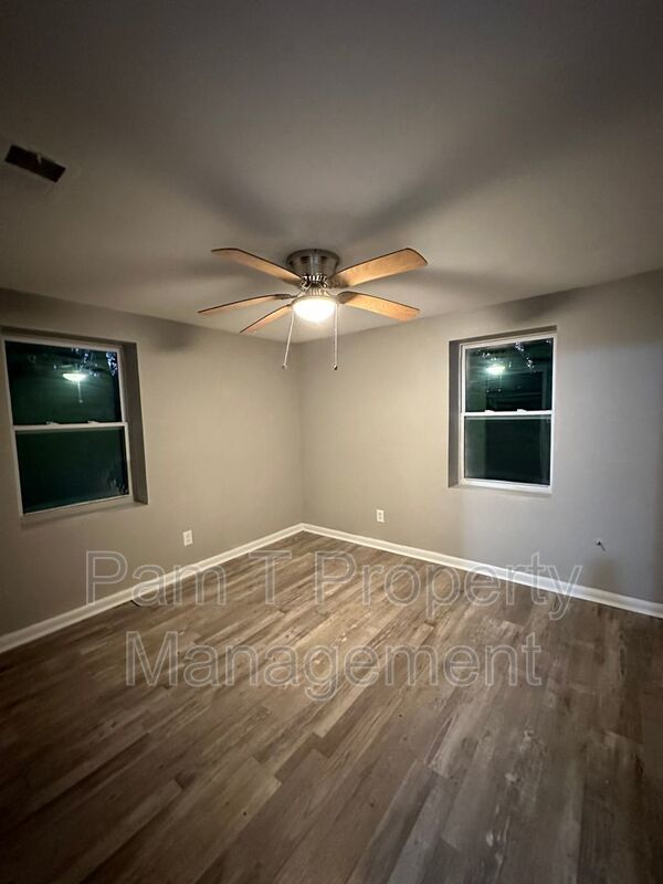 3 Bedroom Single Family Home property image