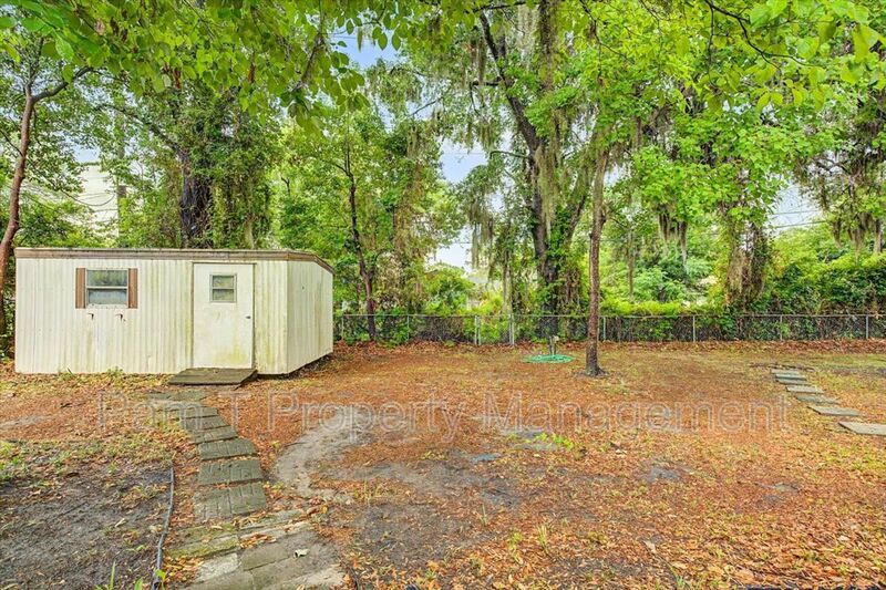 Midtown 3 bedroom home- $250 gift card with approved application property image
