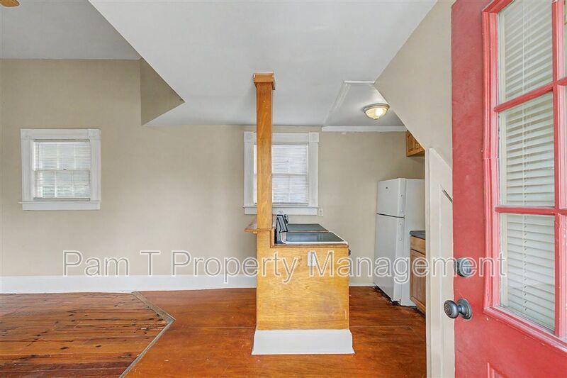 Downtown 1 bedroom property image