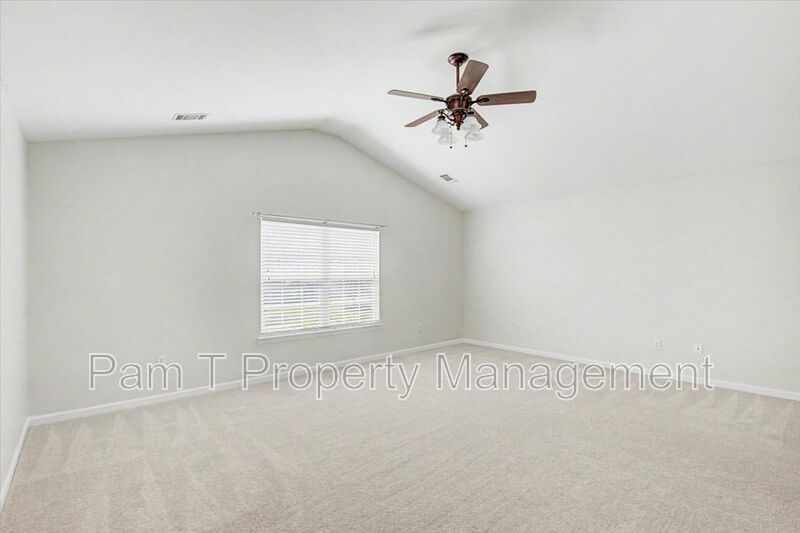 3 bedroom house on Southside property image