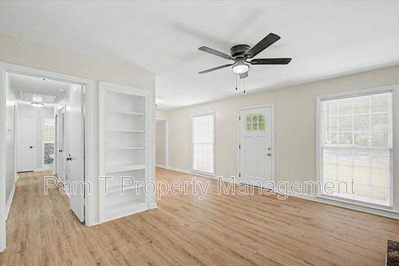 3 bedroom home in Windsor Forest - $250 gift card property image