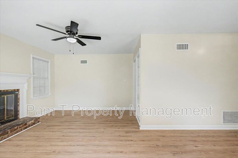 3 bedroom home in Windsor Forest - $250 gift card property image
