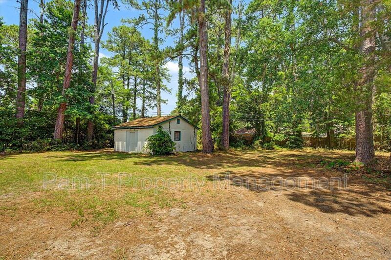 3 bedroom home in Windsor Forest - $250 gift card property image