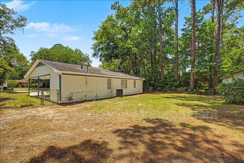 3 bedroom home in Windsor Forest - $250 gift card property image