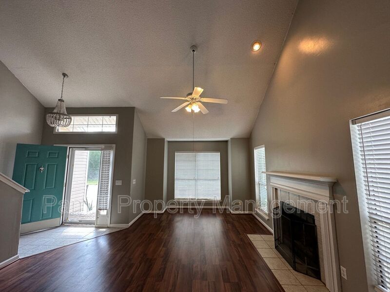 4 bedroom on Southside property image