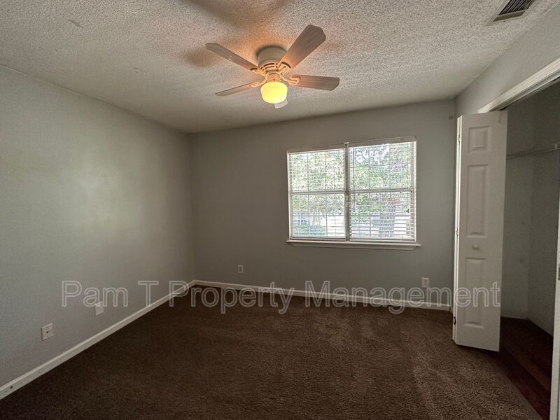 4 bedroom on Southside property image