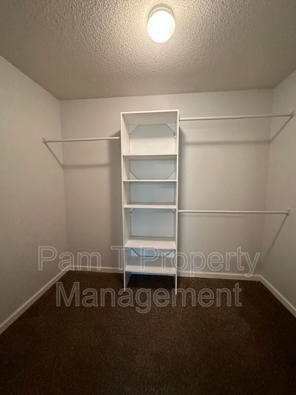 4 bedroom on Southside property image