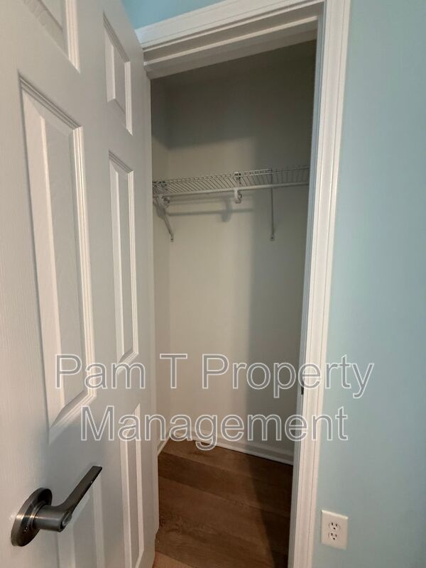 4 bedroom midtown home property image