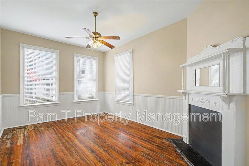 1-Bedroom on E Huntingdon | Hardwood Floors, Porch & Laundry property image