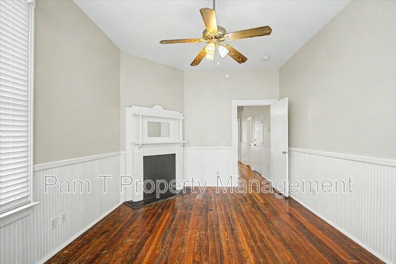 1-Bedroom on E Huntingdon | Hardwood Floors, Porch & Laundry property image