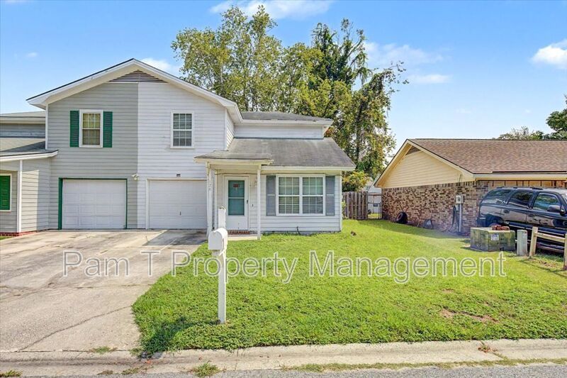 Sandfly 2-Bedroom Townhome | 1.5 Baths & Washer/Dryer property image