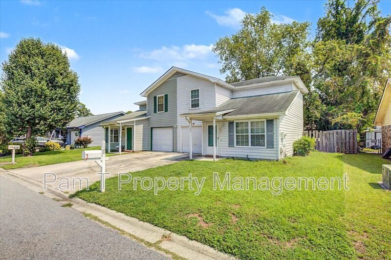 Sandfly 2-Bedroom Townhome | 1.5 Baths & Washer/Dryer property image