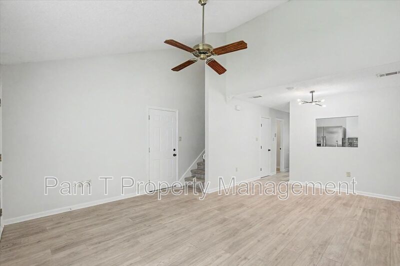 Sandfly 2-Bedroom Townhome | 1.5 Baths & Washer/Dryer property image