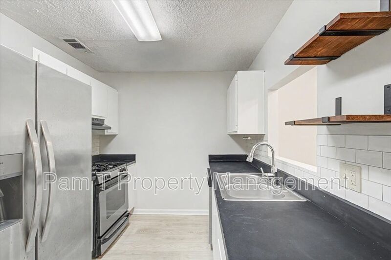 Sandfly 2-Bedroom Townhome | 1.5 Baths & Washer/Dryer property image
