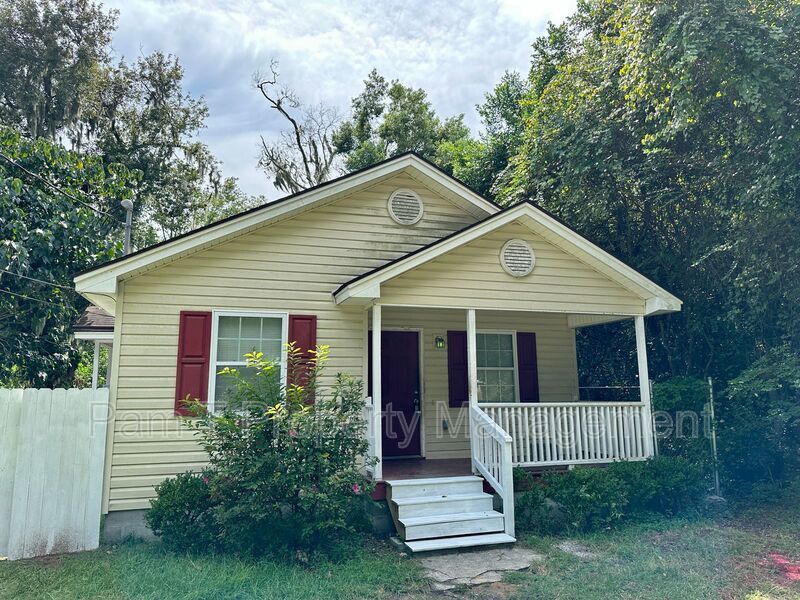 3 bedroom midtown home property image