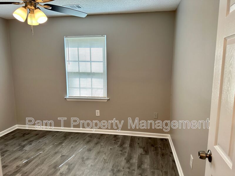 3 bedroom midtown home property image