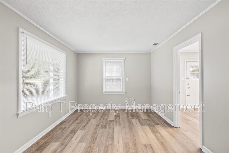 Renovated 2-Bedroom Home | Front Porch & Washer/Dryer Included property image