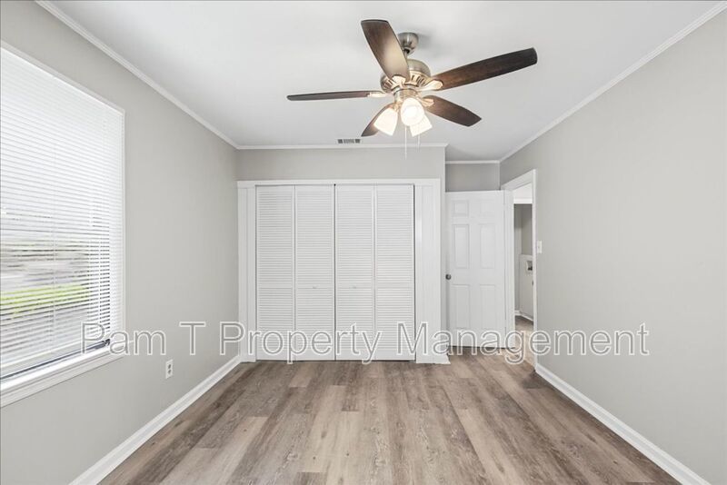 Renovated 2-Bedroom Home | Front Porch & Washer/Dryer Included property image