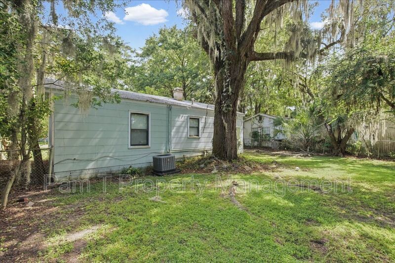 Renovated 2-Bedroom Home | Front Porch & Washer/Dryer Included property image