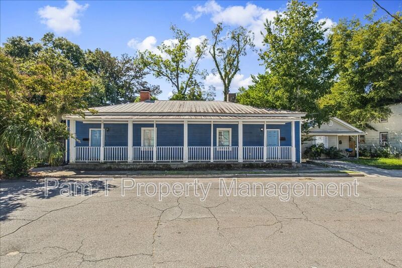 Updated 2-Bedroom on Kline Street | Washer/Dryer & Character Details property image