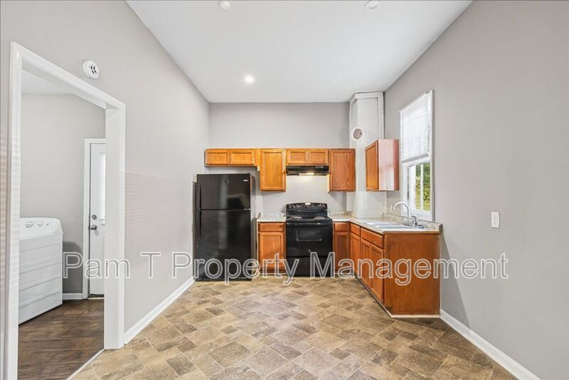 Updated 2-Bedroom on Kline Street | Washer/Dryer & Character Details property image