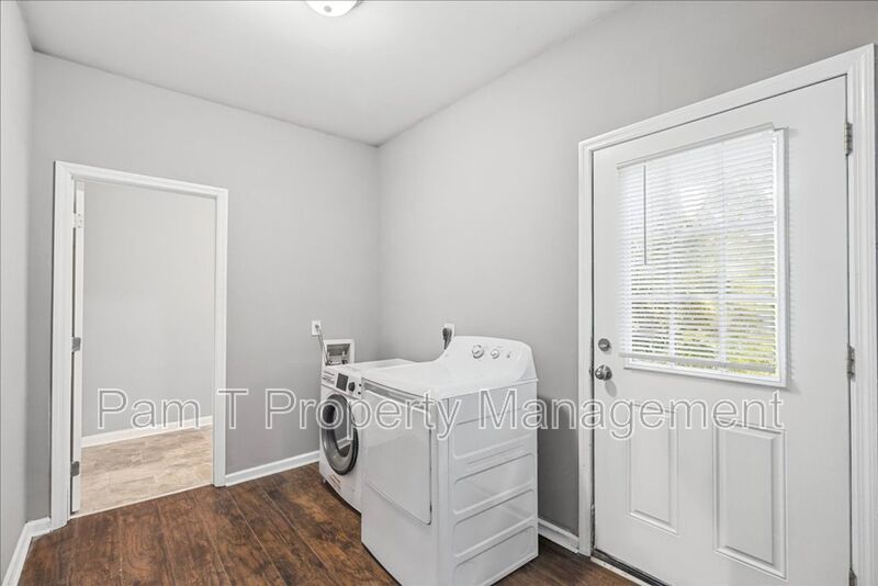 Updated 2-Bedroom on Kline Street | Washer/Dryer & Character Details property image