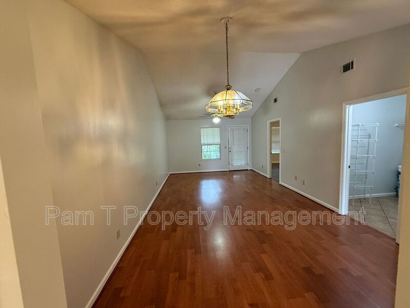 Gated 2-Bedroom, 2-Bath Home | Vaulted Ceilings & Back Porch property image