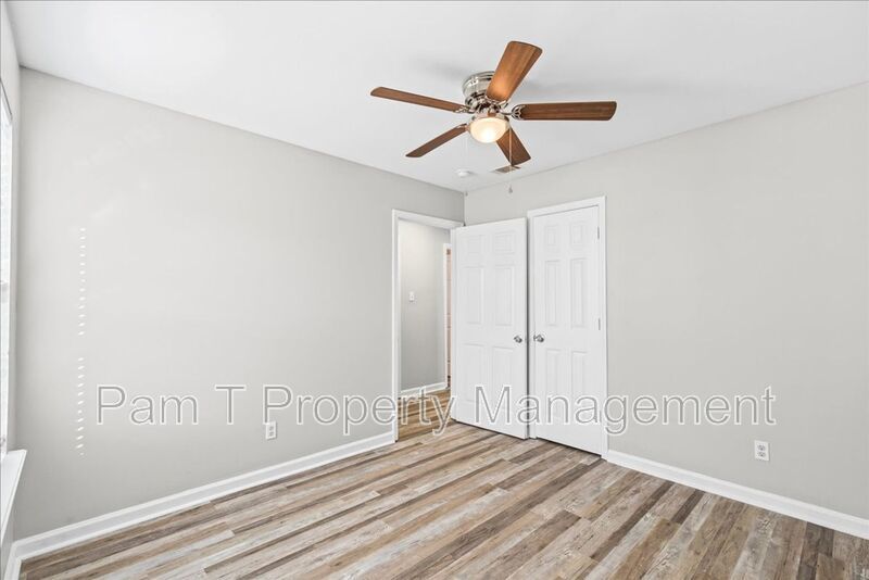 Renovated 3-Bedroom, 2-Bath Home | Fenced Yard & Storage Shed property image