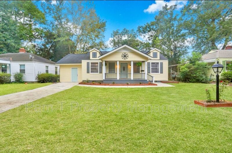 2411 E 39th St Savannah, GA 31404 Savannah Property Management Company